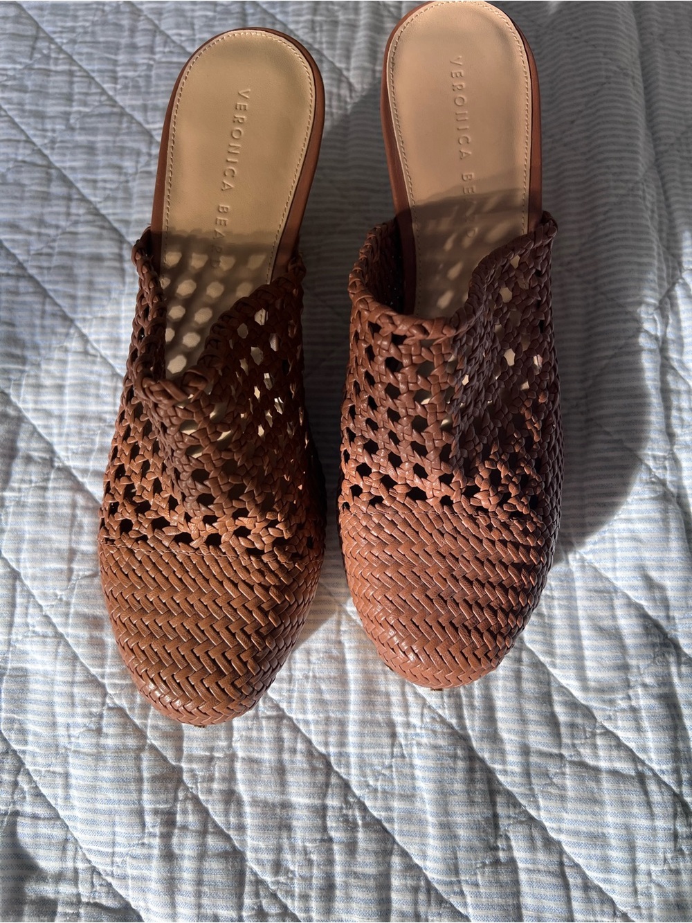 VERONICA BEARD Brown Woven Hardie Clogs